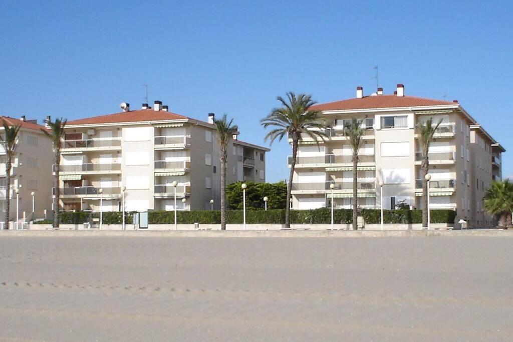 Calafell Beach Experience- Calafell Playa المظهر الخارجي الصورة